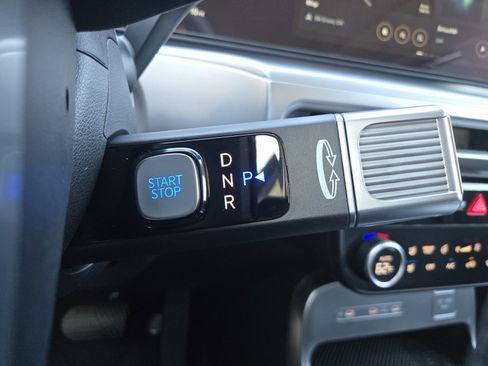 New 2026 Hyundai Ioniq 9 Limited image 18