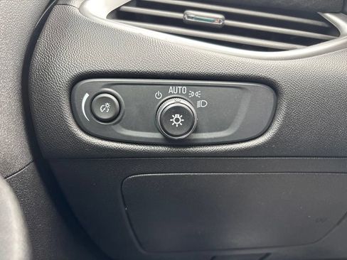 Used 2024 Chevrolet Malibu LT FWD image 17