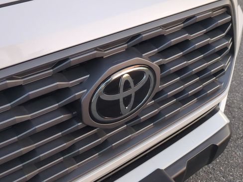 Used 2023 Toyota Tacoma TRD Off-Road AWD/4WD image 29