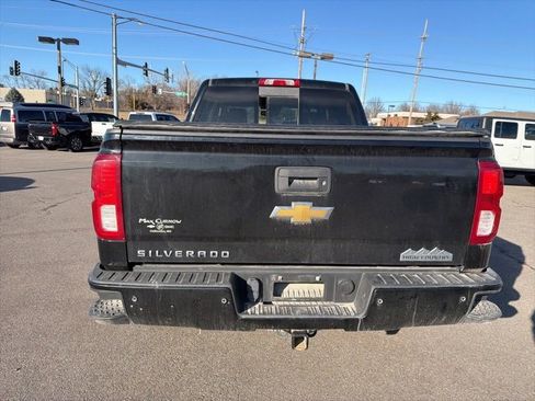 Used 2018 Chevrolet Silverado 1500 High Country image 23