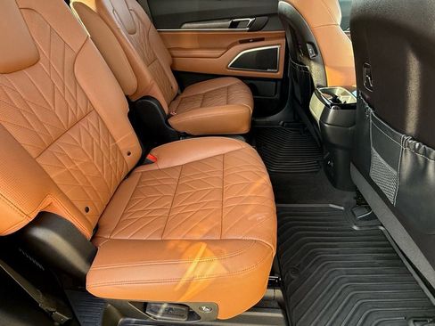Used 2025 Kia Telluride EX X-Line image 11