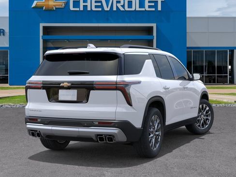 New 2026 Chevrolet Traverse LT w/ Sun and Wheel Package FWD image 4
