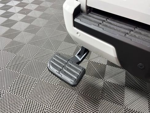 New 2026 Nissan Frontier SV w/ All-Weather Content Package image 48