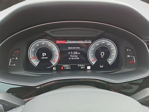 Used 2023 Audi Q7 3.0T Prestige w/ Prestige Package AWD/4WD image 19