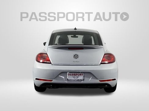 Used 2018 Volkswagen Beetle 2.0T S w/ Style & Comfort Package For S FWD image 5