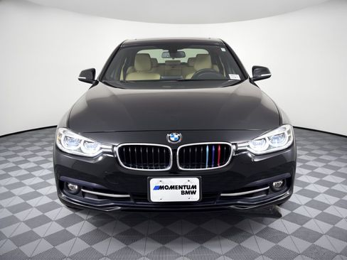Used 2018 BMW 330i Sedan RWD image 6