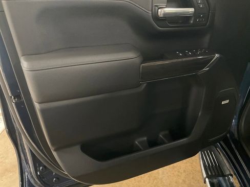 Used 2021 Chevrolet Silverado 1500 LTZ w/ LTZ Premium Package image 14