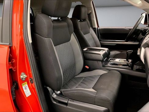Used 2016 Toyota Tundra SR5 AWD/4WD image 30