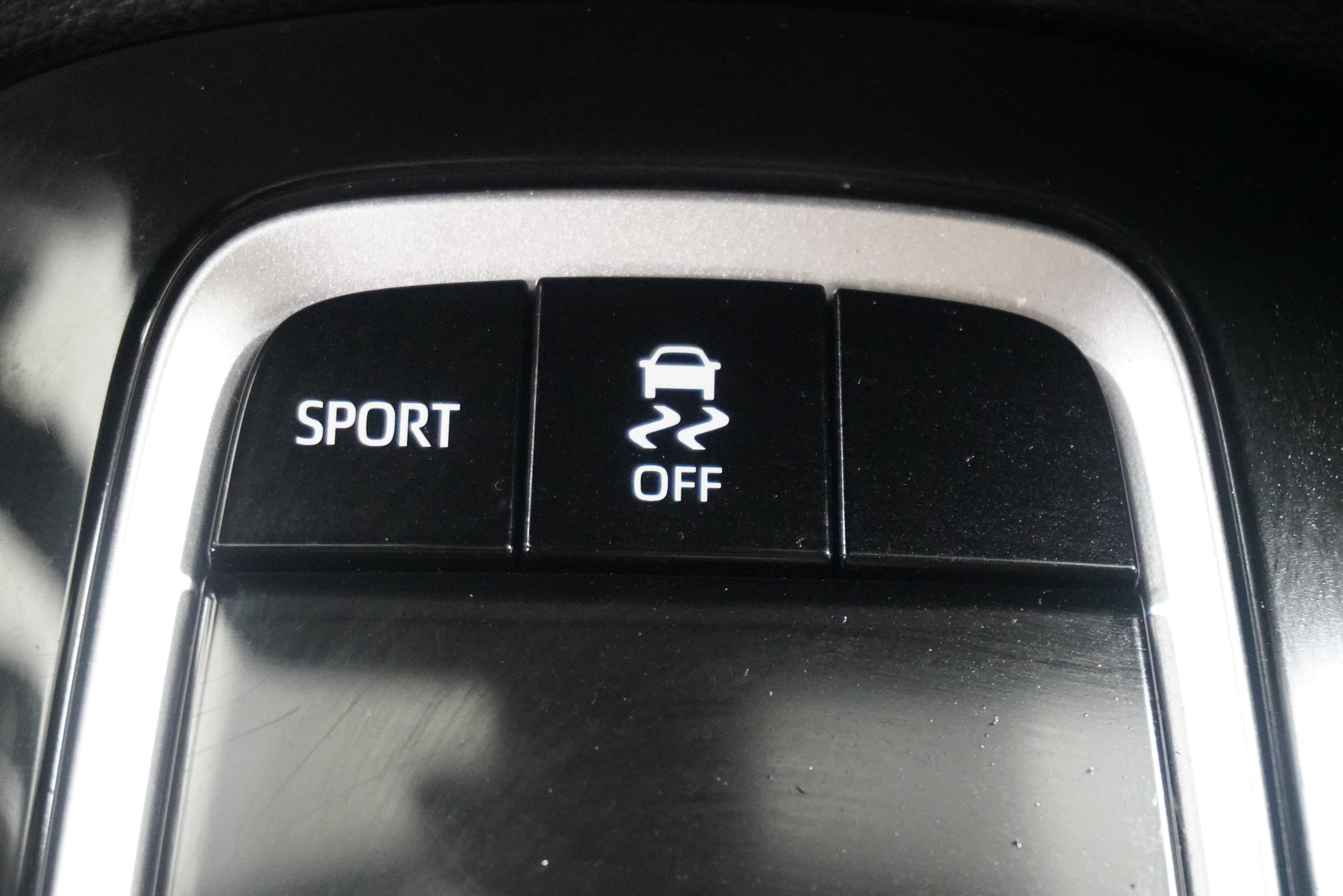 Used 2021 Toyota Corolla XSE FWD image 21