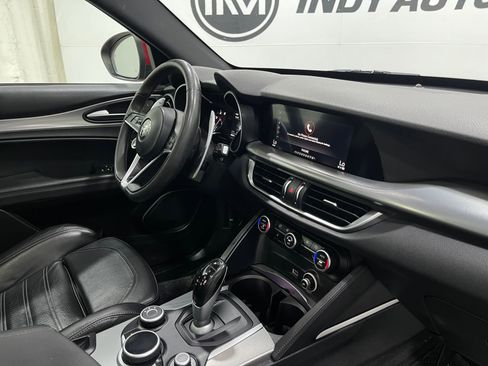 Used 2018 Alfa Romeo Stelvio Ti Sport image 18