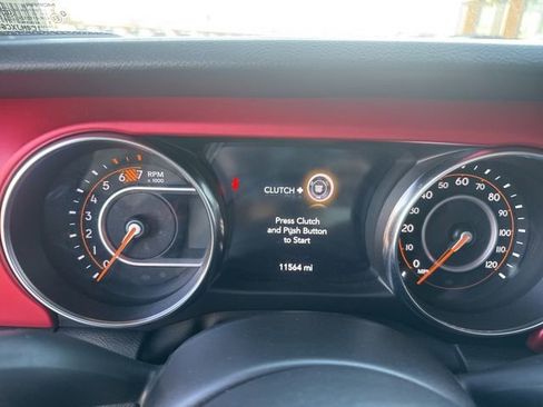 Used 2023 Jeep Wrangler Rubicon image 8