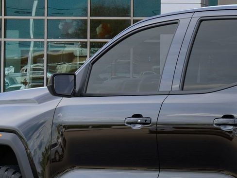 New 2026 GMC Canyon AT4 image 12