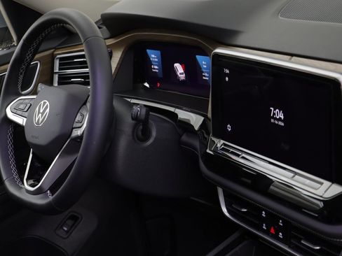 New 2026 Volkswagen Atlas SE image 20