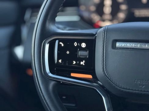 Used 2025 Land Rover Range Rover Sport SE image 23