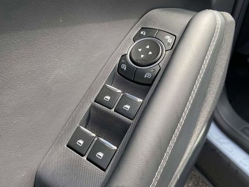 Used 2025 Ford Mustang Mach-E Select w/ Comfort Package Lite RWD image 21