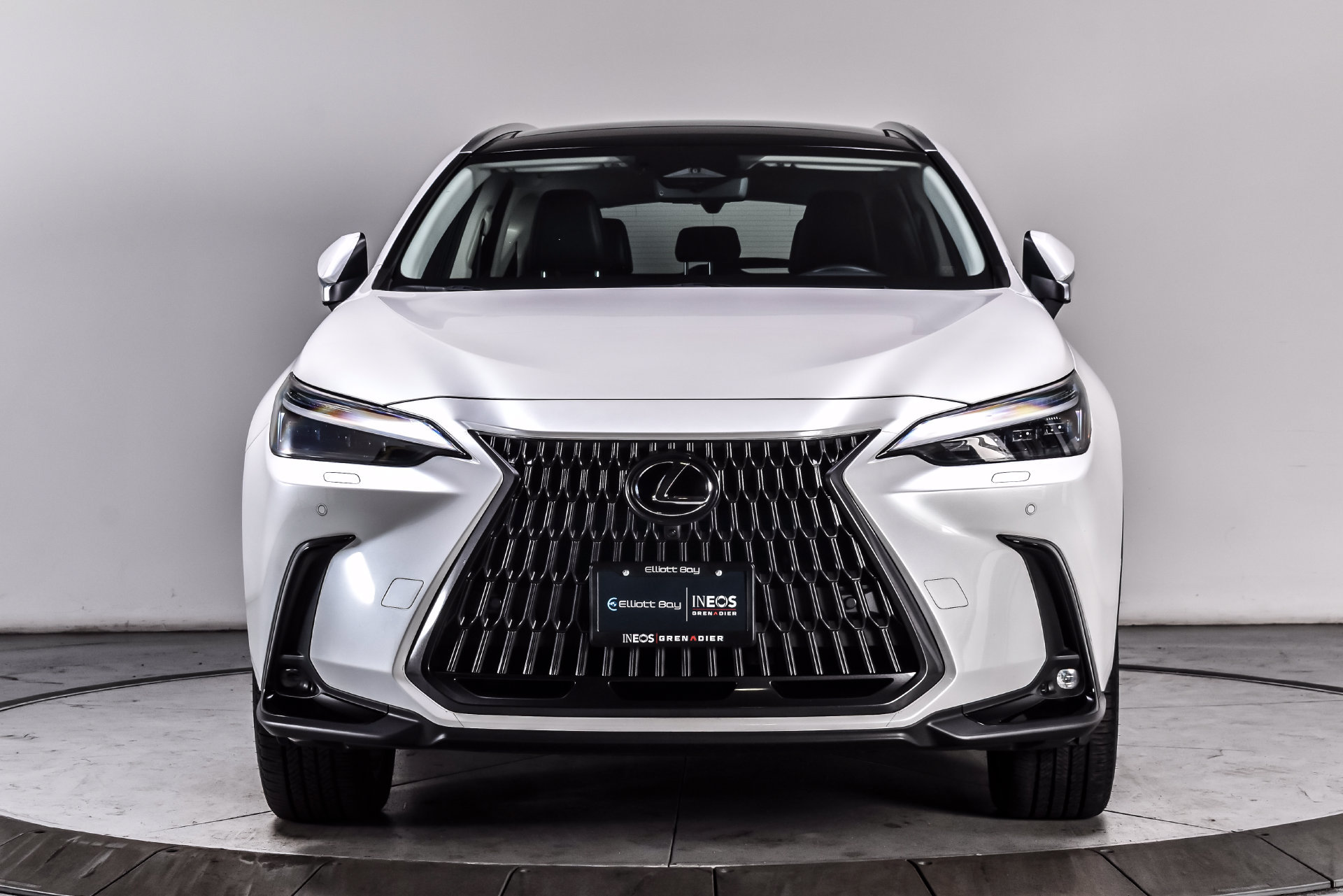 Used 2024 Lexus NX 350h AWD w/ Vision Package image 8