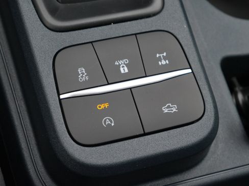 New 2026 Ford Maverick Tremor image 17