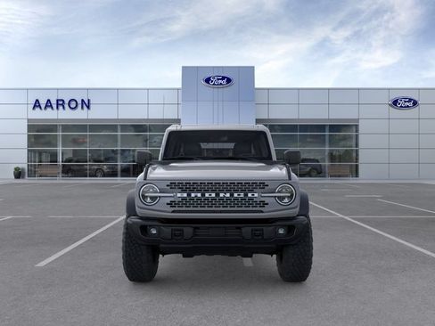 New 2026 Ford Bronco Badlands w/ Sasquatch Package AWD/4WD image 38