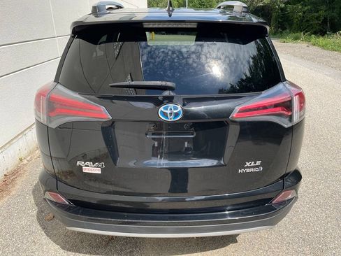 Used 2016 Toyota RAV4 XLE AWD/4WD image 7