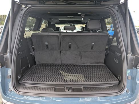 New 2026 Jeep Grand Wagoneer 4WD image 29