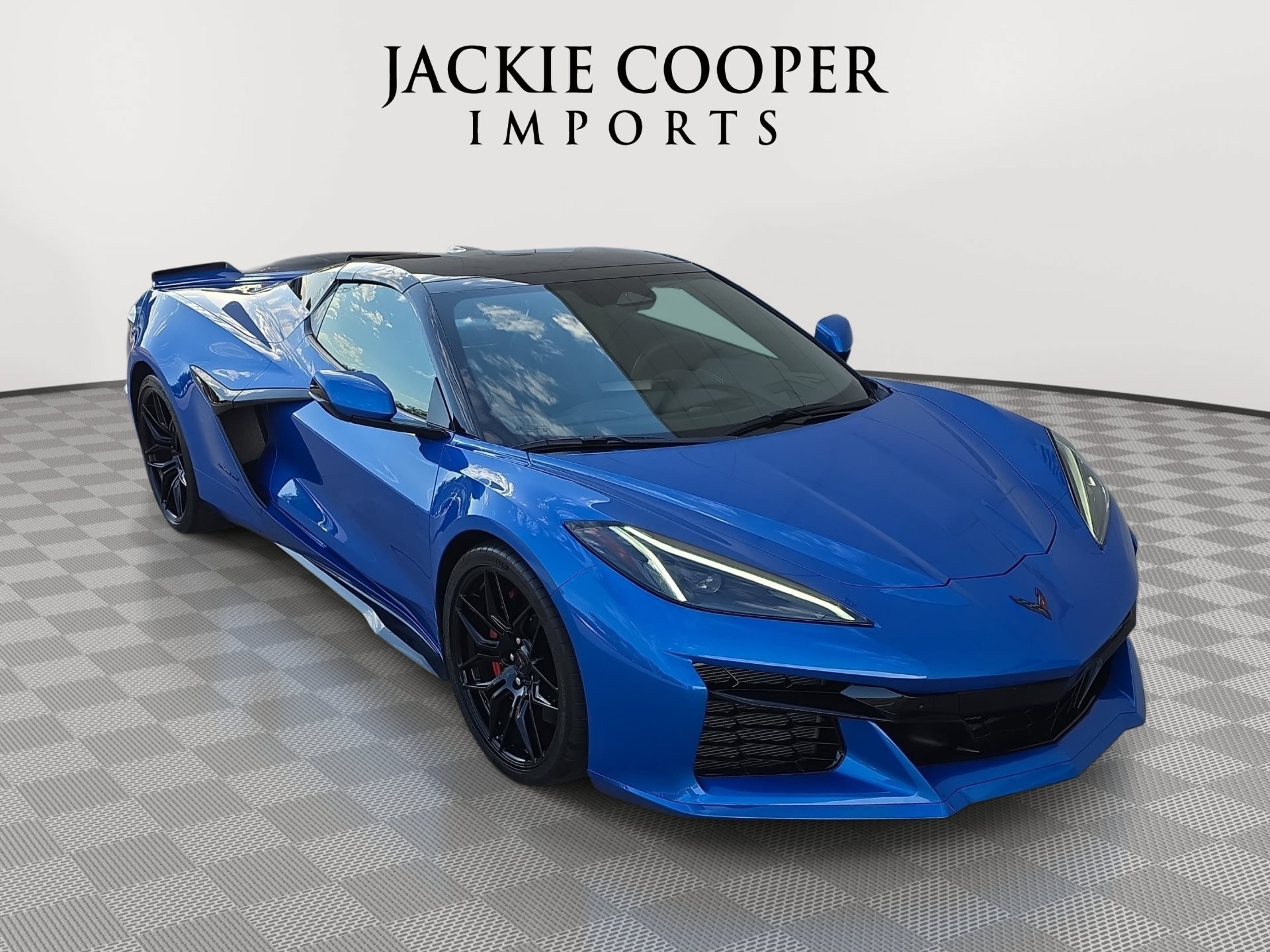 Used 2025 Chevrolet Corvette Z06 w/ Battery Protection Package RWD image 3