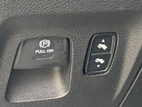 Used 2019 RAM 1500 Big Horn AWD/4WD image 17
