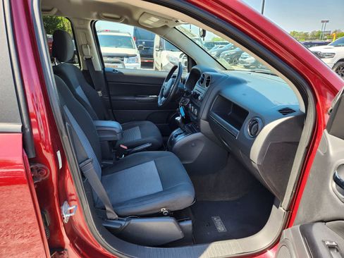 Used 2013 Jeep Compass Latitude image 21