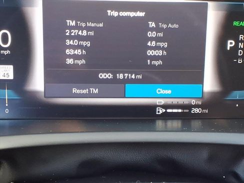 Used 2025 Volvo XC90 T8 Plus w/ Protection Package Premier image 27