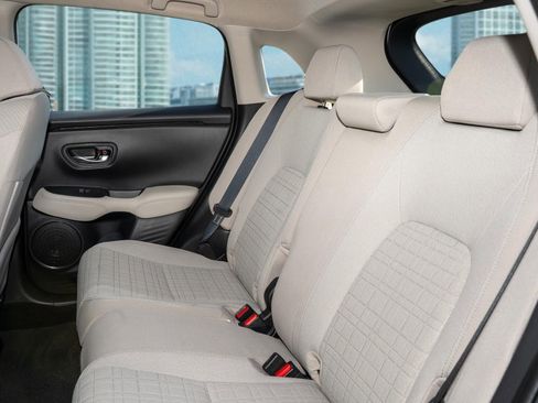 Certified 2024 Honda HR-V LX image 16