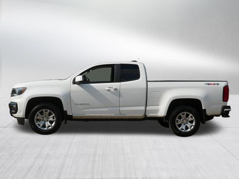 Used 2022 Chevrolet Colorado LT w/ LT Convenience Package AWD/4WD image 4