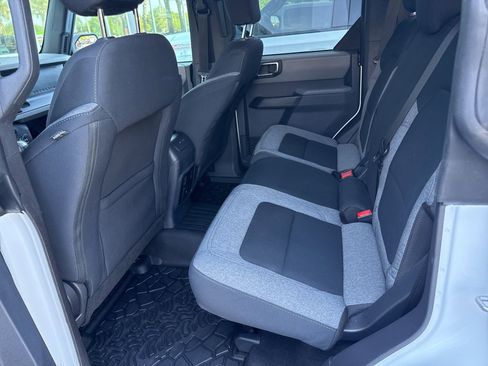 Used 2023 Ford Bronco Big Bend AWD/4WD image 10
