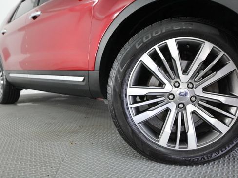 Used 2018 Ford Explorer Platinum AWD/4WD image 17