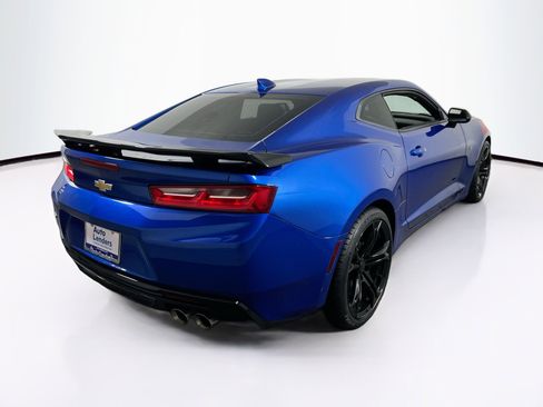 Used 2017 Chevrolet Camaro SS image 5