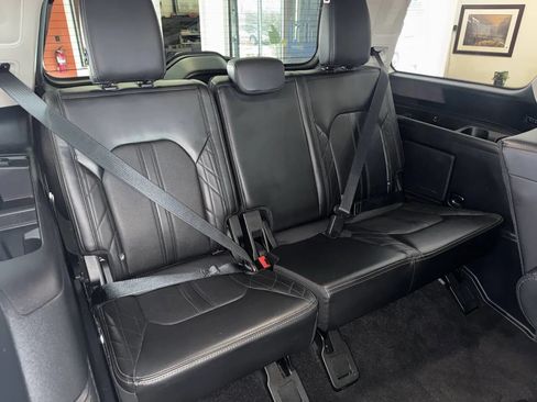 Used 2021 Ford Expedition Platinum AWD/4WD image 31