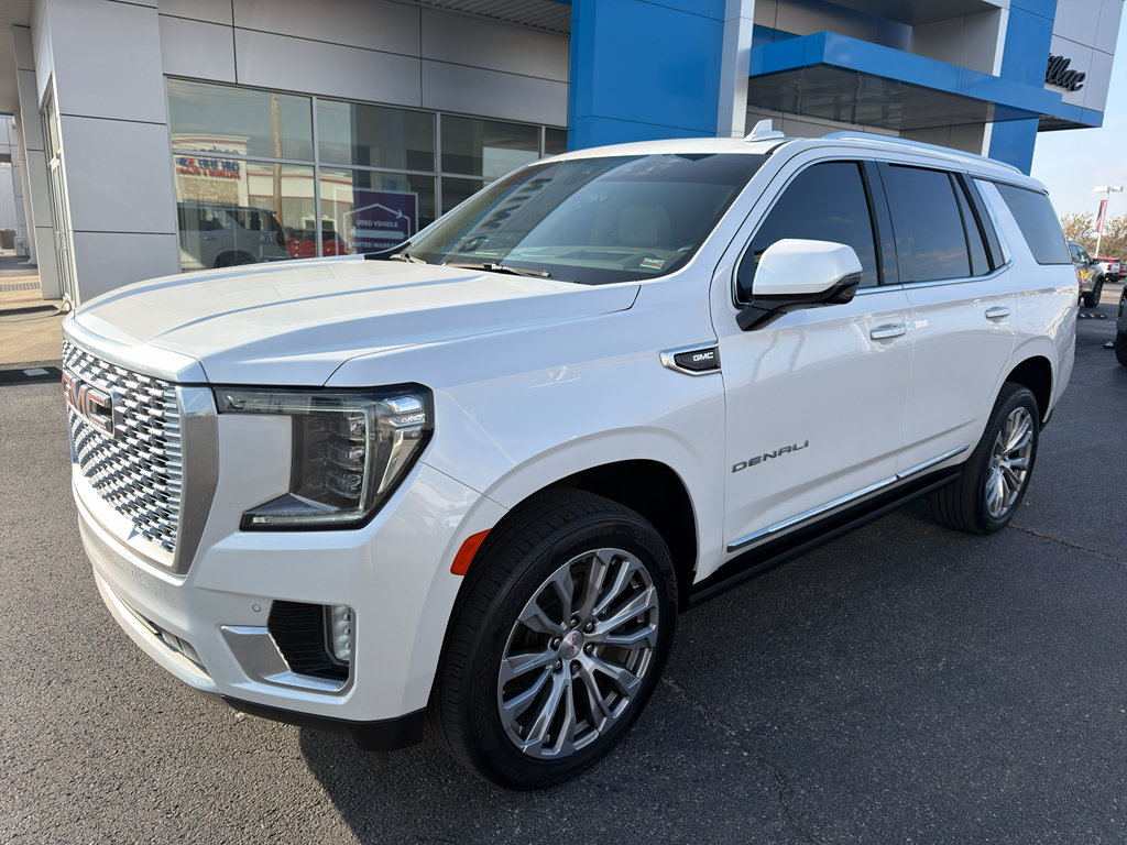 Used 2021 GMC Yukon Denali w/ Denali Premium Package AWD/4WD image 2