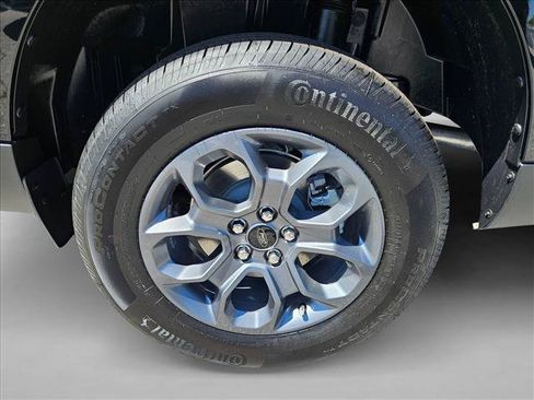 New 2026 Ford Maverick XLT FWD image 10