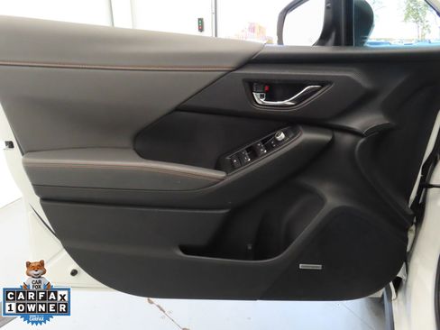 Used 2025 Subaru Crosstrek 2.5i Limited image 12