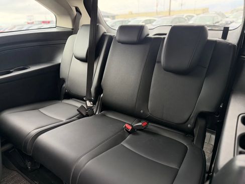 Used 2025 Honda Odyssey EX-L image 16