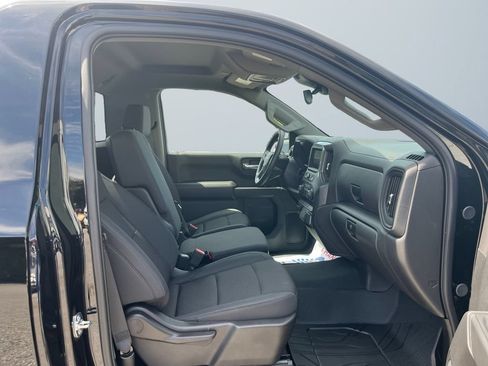 Used 2025 Chevrolet Silverado 1500 W/T w/ WT Value Package AWD/4WD image 15