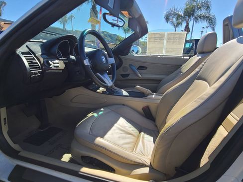 Used 2003 BMW Z4 2.5i image 21