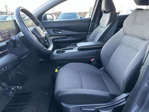 Used 2023 Nissan Ariya FWD image 15