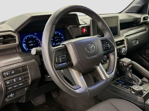 Used 2024 Toyota Tacoma TRD Off-Road AWD/4WD image 18