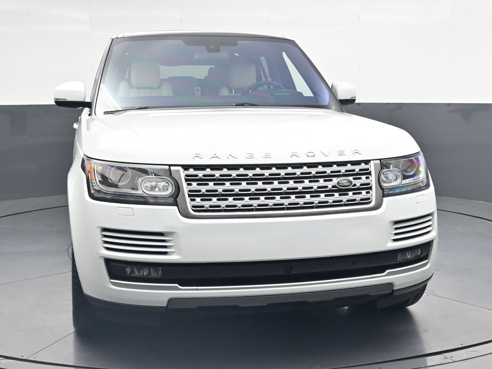 Used 2016 Land Rover Range Rover Supercharged AWD/4WD image 9
