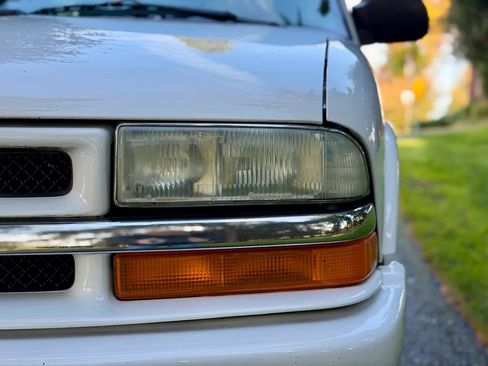 Used 2004 Chevrolet Blazer LS w/ Preferred Equipment Group image 41