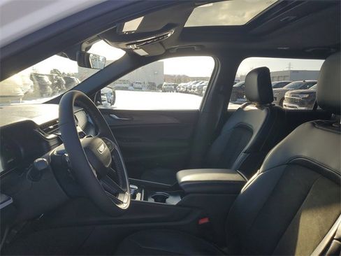 New 2025 Jeep Grand Cherokee L Altitude image 19