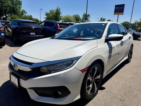 Used 2016 Honda Civic Touring image 5