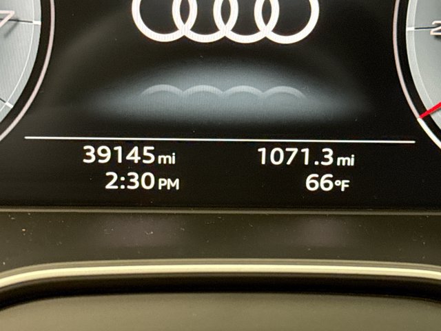 Used 2023 Audi Q5 2.0T Premium Plus w/ Premium Plus Package AWD/4WD image 10