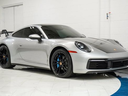 Used 2024 Porsche 911 Carrera RWD image 5