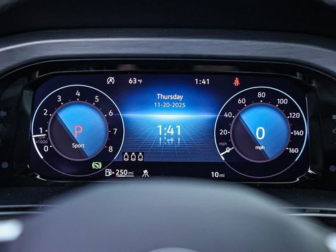 New 2026 Volkswagen Atlas Cross Sport SE image 39