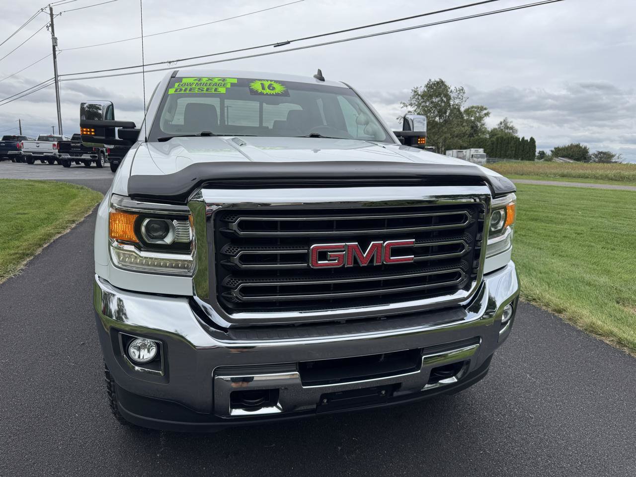 Used 2016 GMC Sierra 3500 SLT w/ Suspension Package, Off-Road AWD/4WD image 9